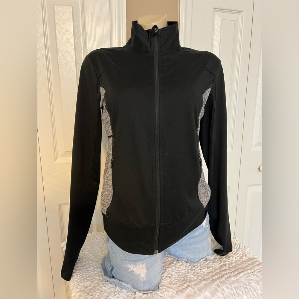 Aspire Athletic Zip Up Jacket Size Small